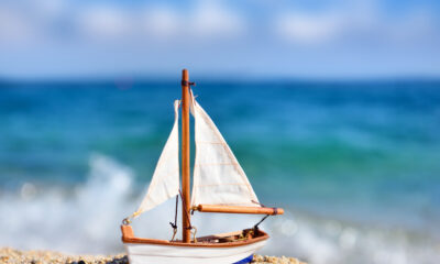 Track UK's latest migration numbers - net migration, visas, asylum and small boats